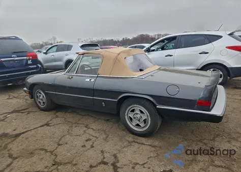 1983 Alfa Romeo Veloce 2000 Spider z USA, uszkodzony, nr VIN ZARBA5417D1016935